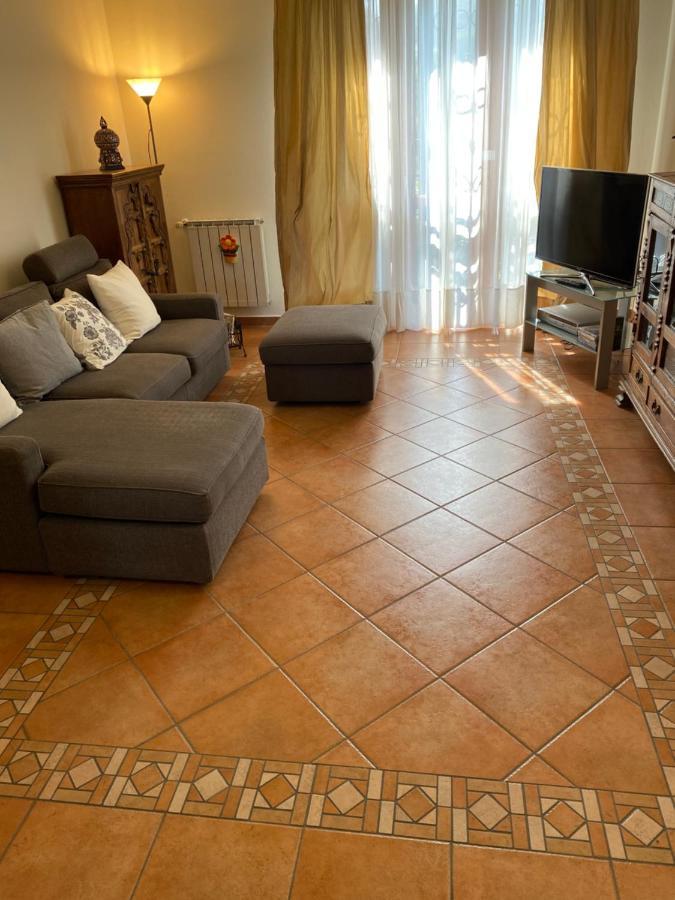 Accanto A Firenze Πράτο Εξωτερικό φωτογραφία